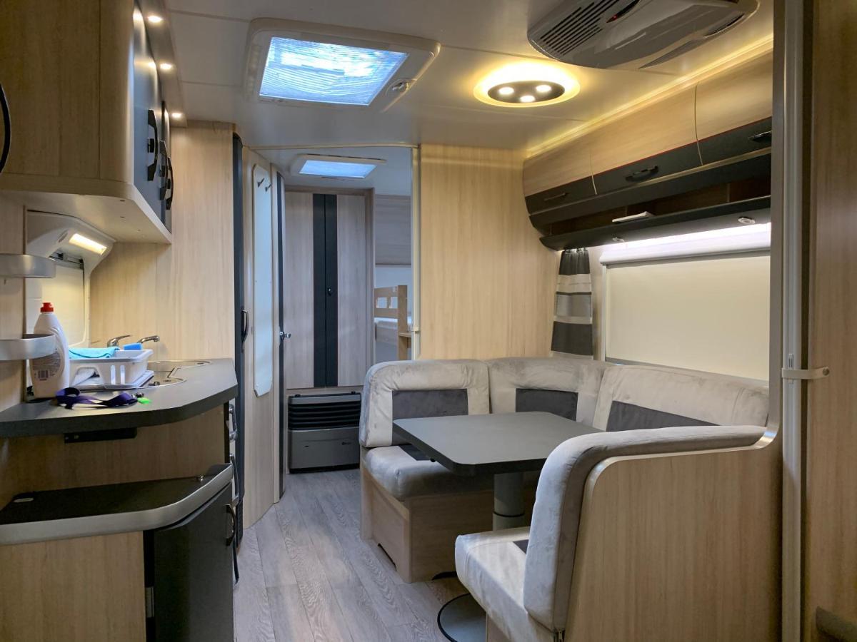 Przyczepy Kempingowe Vip - Osrodek Na Klifie Village - Hel Helska 11 외부 사진