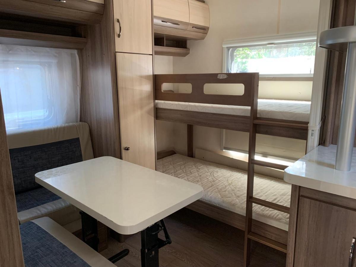 Przyczepy Kempingowe Vip - Osrodek Na Klifie Village - Hel Helska 11 외부 사진